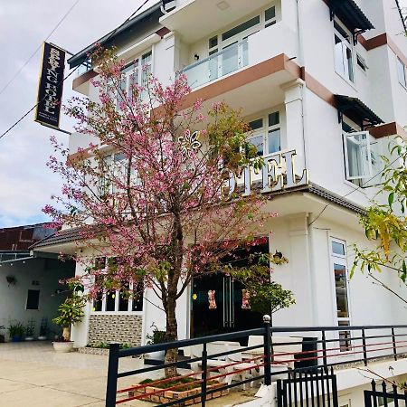 Spring Hotel Da Lat Zewnętrze zdjęcie